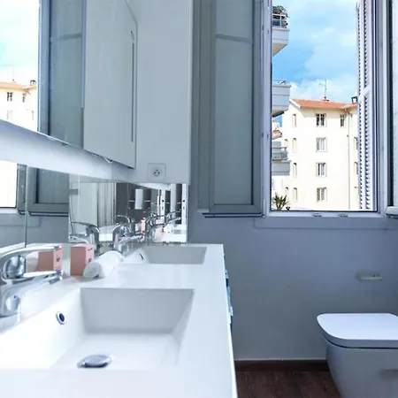 Apartment Modern & Nice