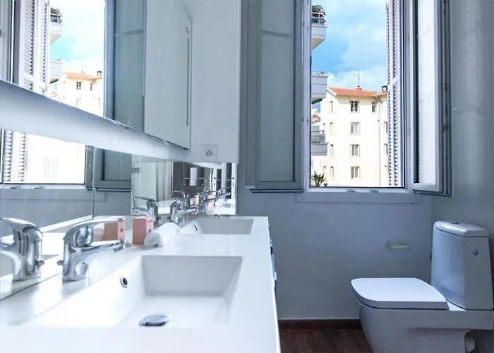 Apartment Modern & Nice