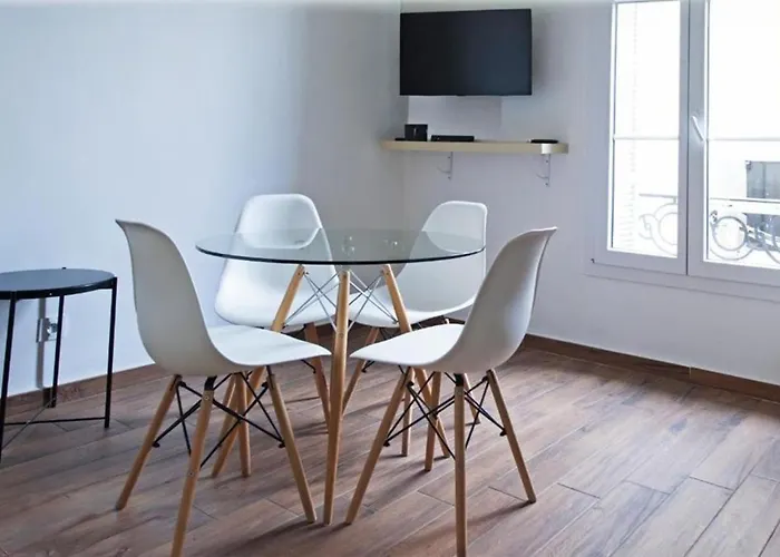 Apartment Modern & Nice